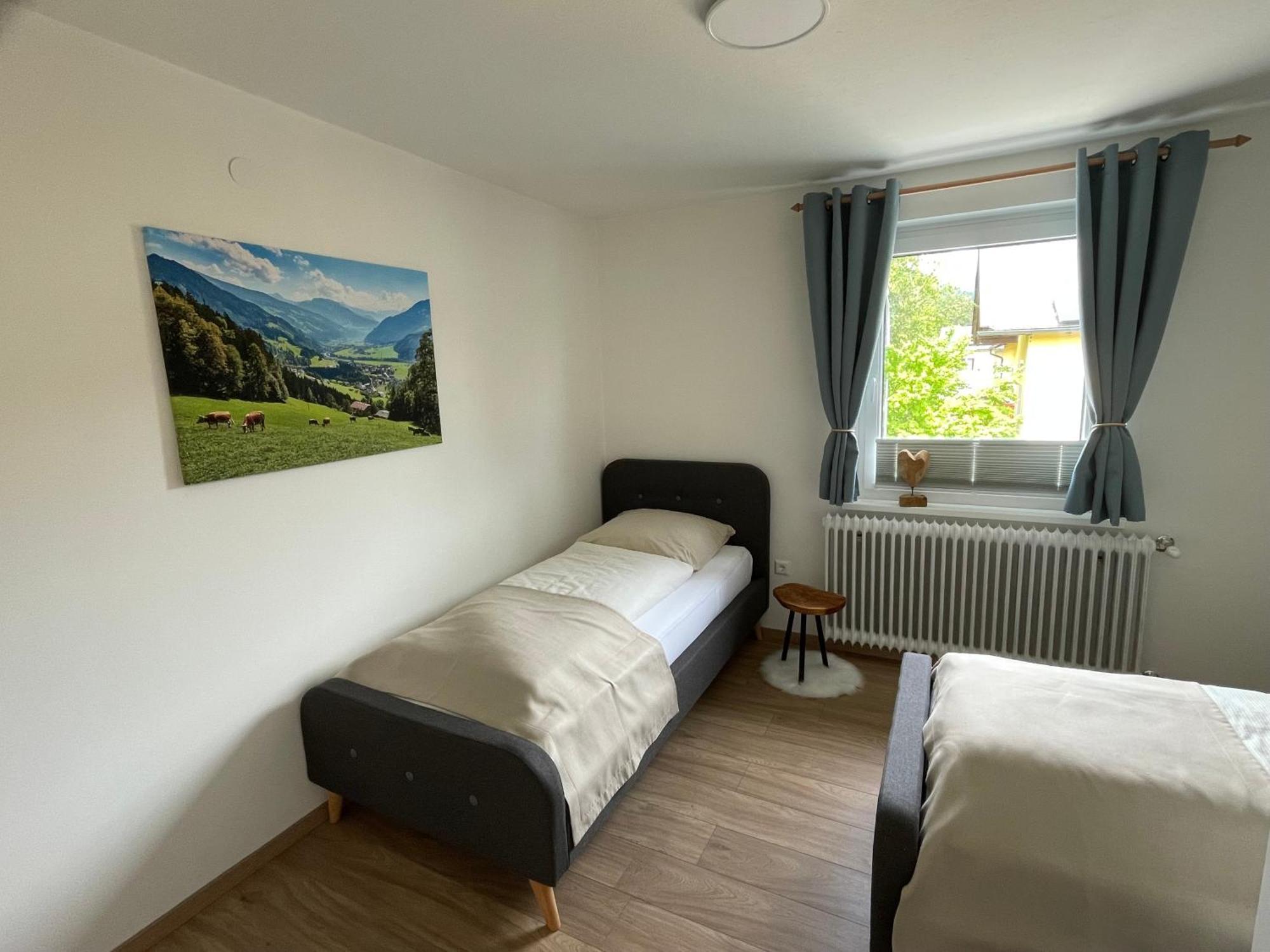Appartement Haus Bergblick à Villach Extérieur photo